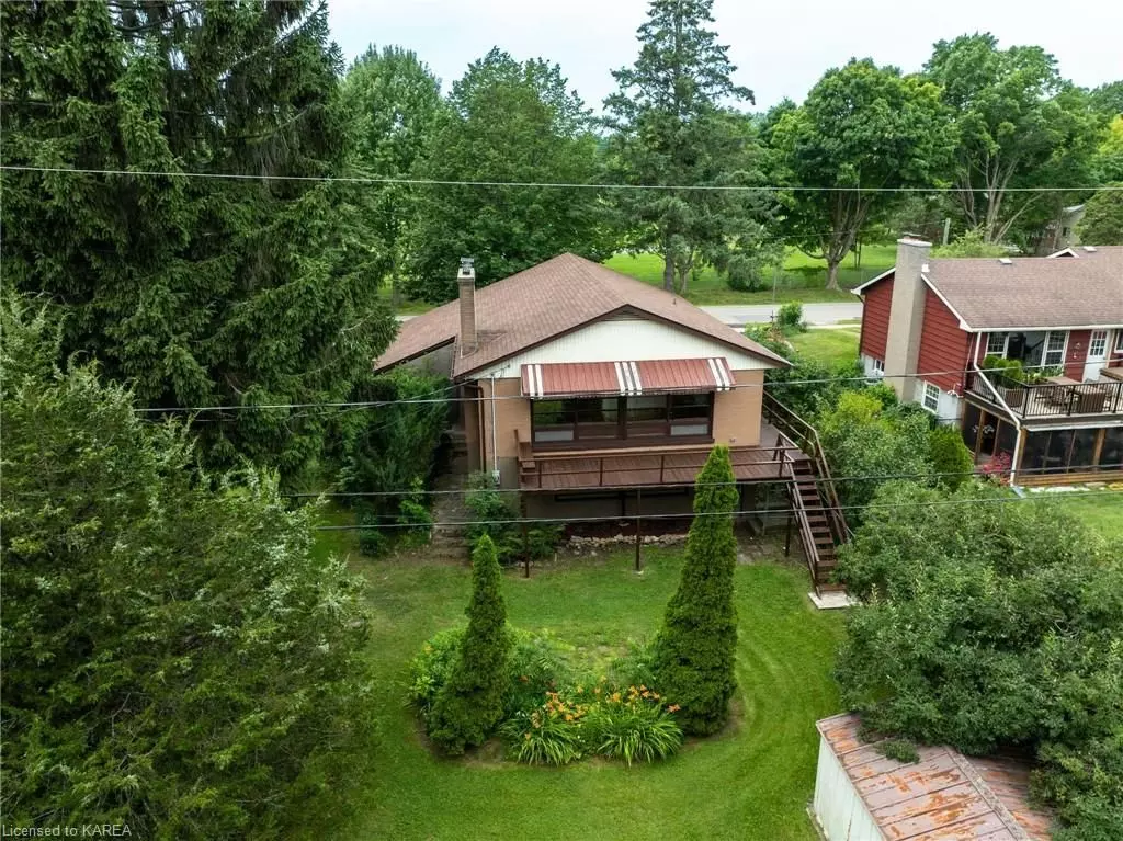 Gananoque, ON K7G 1P6,355 ELIZABETH DR