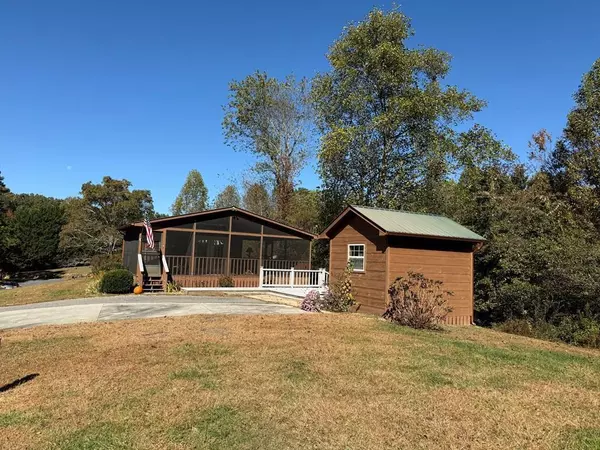 57 Chimney Ridge, Blairsville, GA 30512