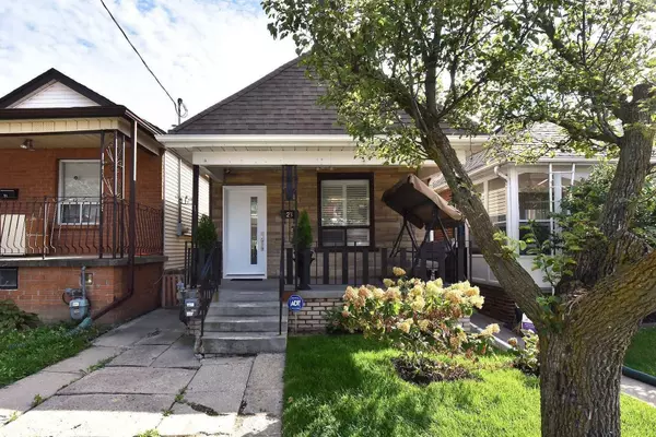 23 Amherst AVE #Main, Toronto C03, ON M6E 1Z2