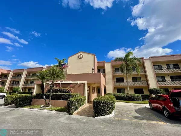 Tamarac, FL 33321,10603 W Clairmont Circle  #111