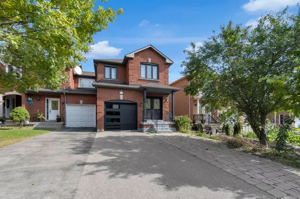 11 Wedgewood PL, Vaughan, ON L4K 4X7