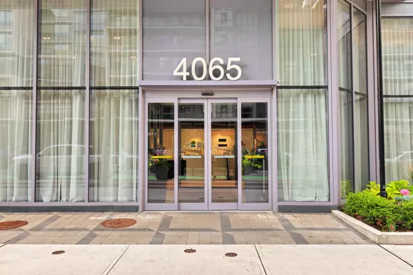 4065 Confederation Pkwy #2408, Mississauga, ON L5B 0L4