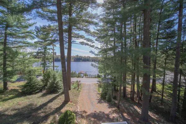 Muskoka Lakes, ON P0B 1J0,1245 Mortimers Point RD