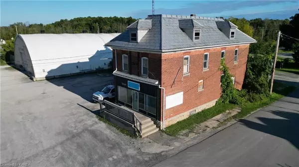 Rideau Lakes, ON K0G 1E0,7719 HIGHWAY 42 N/A