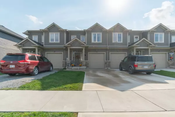 21 Lamb CRES, Thorold, ON L3C 7M5