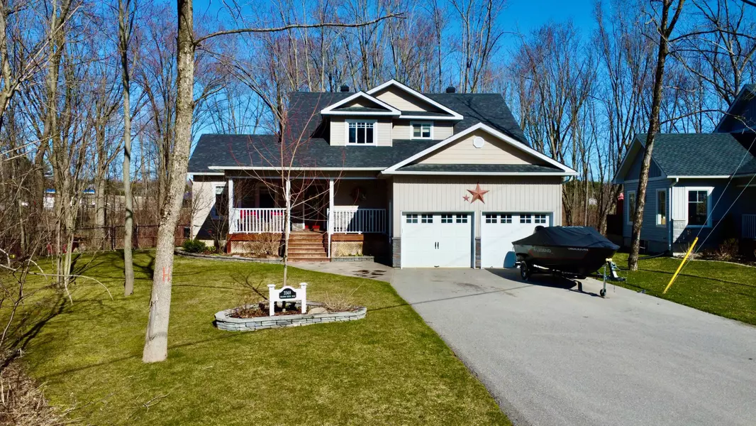 3568 Shadow Creek RD, Severn, ON L3V 6H3