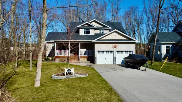 3568 Shadow Creek RD, Severn, ON L3V 6H3