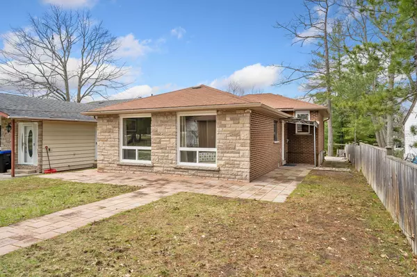 322 Oxbow Park DR, Wasaga Beach, ON L9Z 2V6