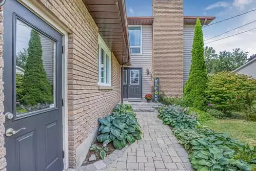 482 Grandview DR, Meaford, ON N4L 1J7