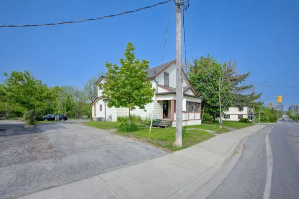 Waterloo, ON N2L 1Y7,173 Park ST