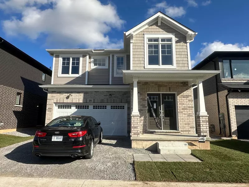 25 Samuel AVE, Pelham, ON L3B 5N5