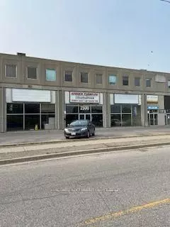 Toronto E04, ON M1P 2R7,2500 Lawrence AVE E #207