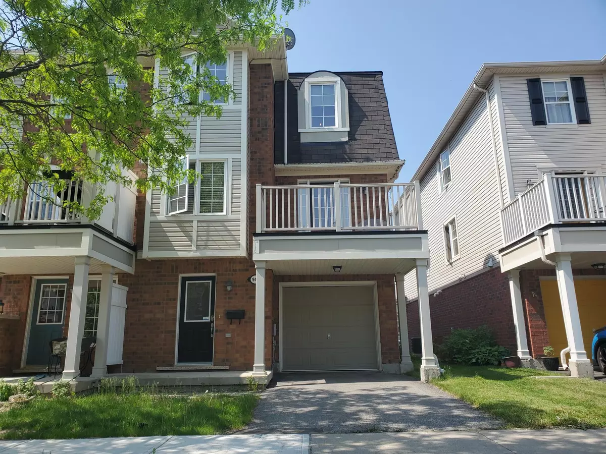 Milton, ON L9T 0M3,940 Deverell PL