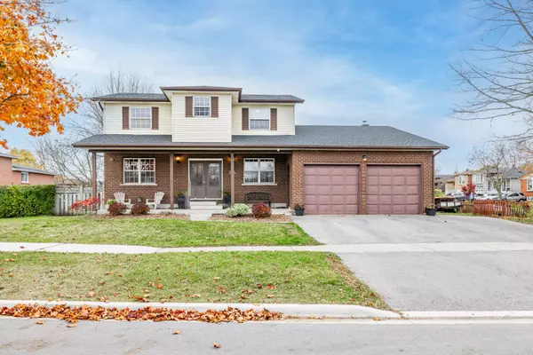 334 Parkwood AVE, Bradford West Gwillimbury, ON L3Z 2E4