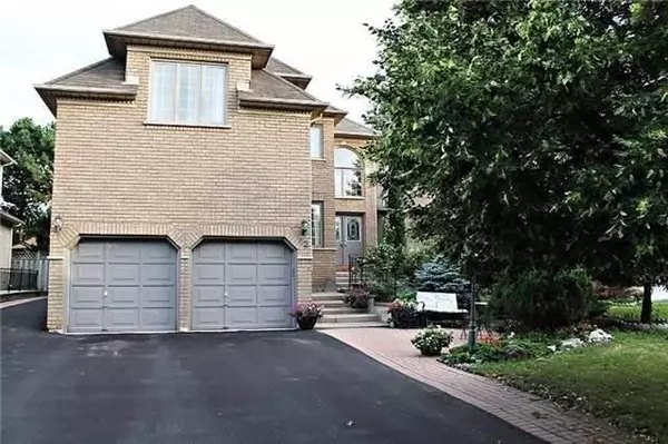 62 Bradgate DR #Basemt, Markham, ON L3T 7L9