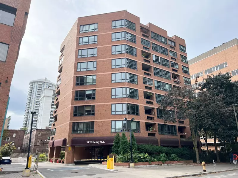 55 Wellesley ST E #301, Toronto C08, ON M4Y 2T6