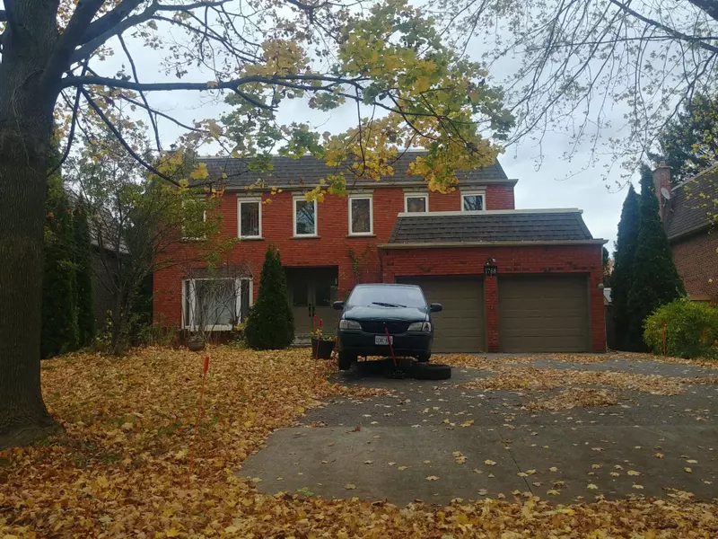 1768 Sherwood Forrest CIR, Mississauga, ON L5K 2H6