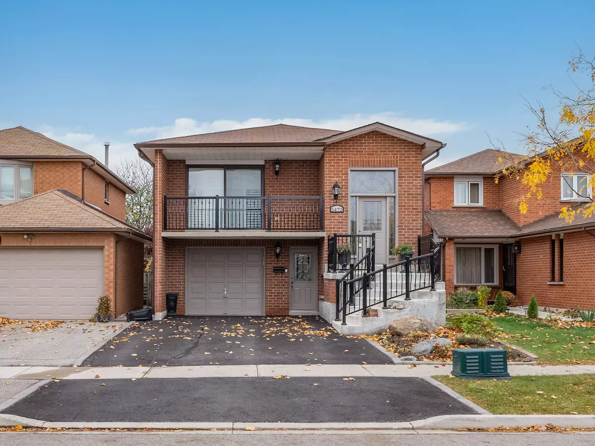 Mississauga, ON L5R 3C9,5472 Bourget DR