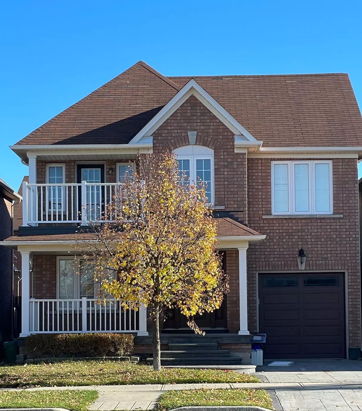 Oakville, ON L6M 5J6,2272 Fairmount DR