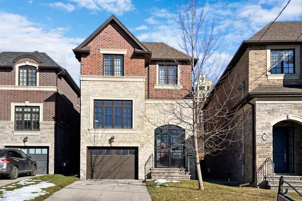 54 Granlea RD, Toronto C14, ON M2N 2Z5