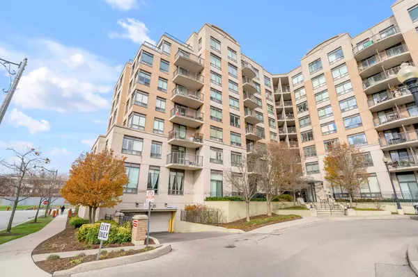 Toronto C13, ON M3C 4C4,16 Dallimore CIR #102