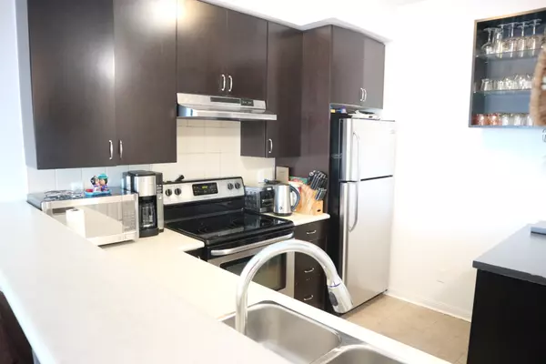 Mississauga, ON L5M 0M4,3075 Thomas ST #307