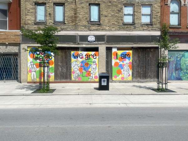 700-702 DUNDAS ST, London, ON N5W 2Z4