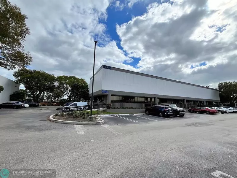 2550 N Powerline Rd  #401, Pompano Beach, FL 33069