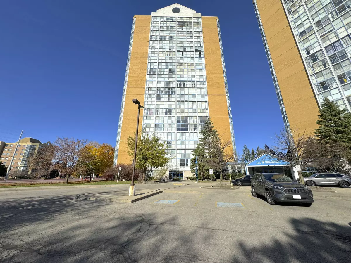 Mississauga, ON L4Z 3K9,25 Trailwood DR #1108