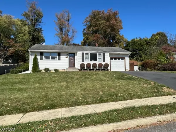 29 Marudy Dr, Clinton Town, NJ 08809