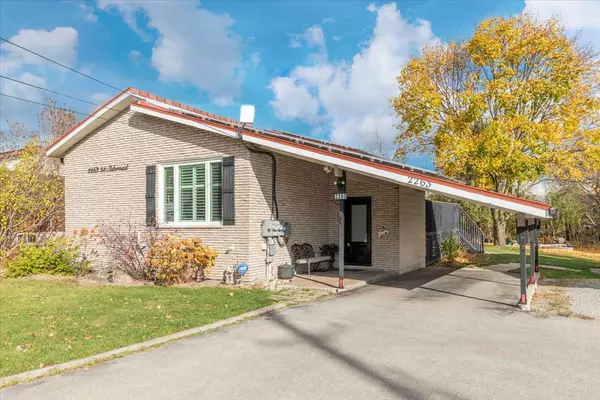 2263 25th Side Road, Innisfil, ON L9S 2E5