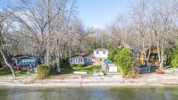 769 Woodland DR, Oro-medonte, ON L3V 6H1