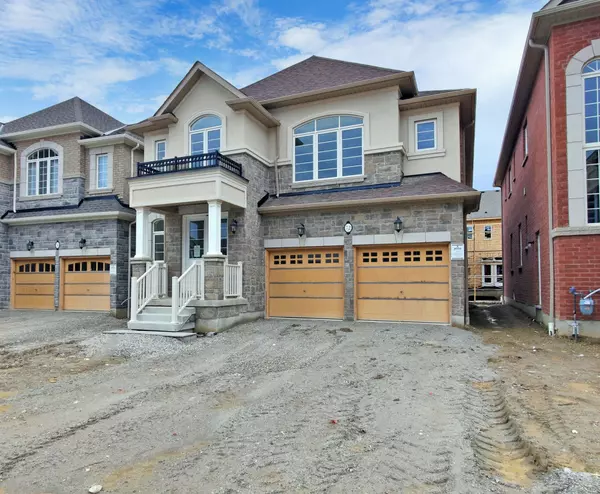 72 Donald Stewart RD, Brampton, ON L7A 0C3