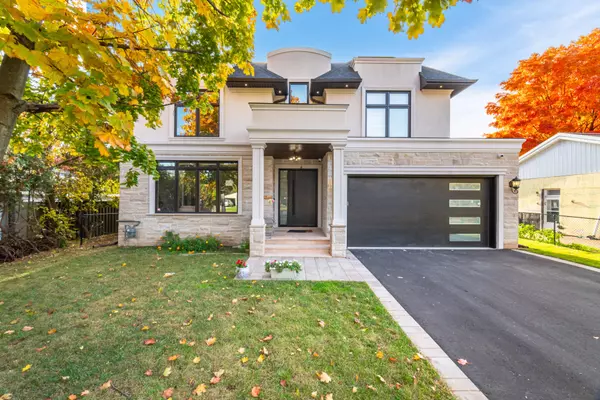 428 Third Line, Oakville, ON L6L 4A5