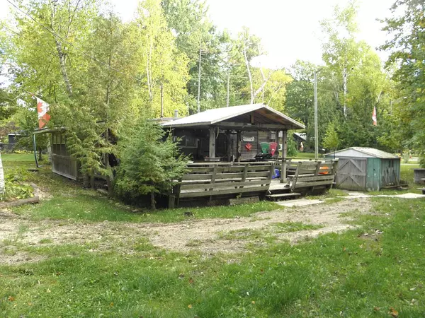 Lambton Shores, ON N0N 1J1,6175 Hobbs RD