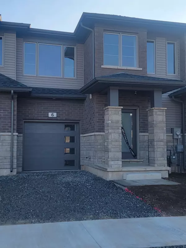 Thorold, ON L3B 5N5,6 Whelan CT