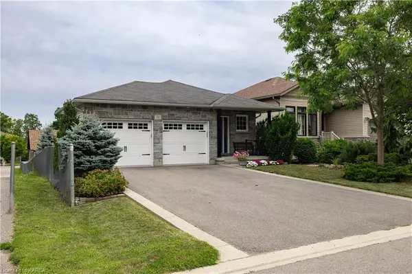 Loyalist, ON K7N 0A5,132 ISLANDVIEW DR