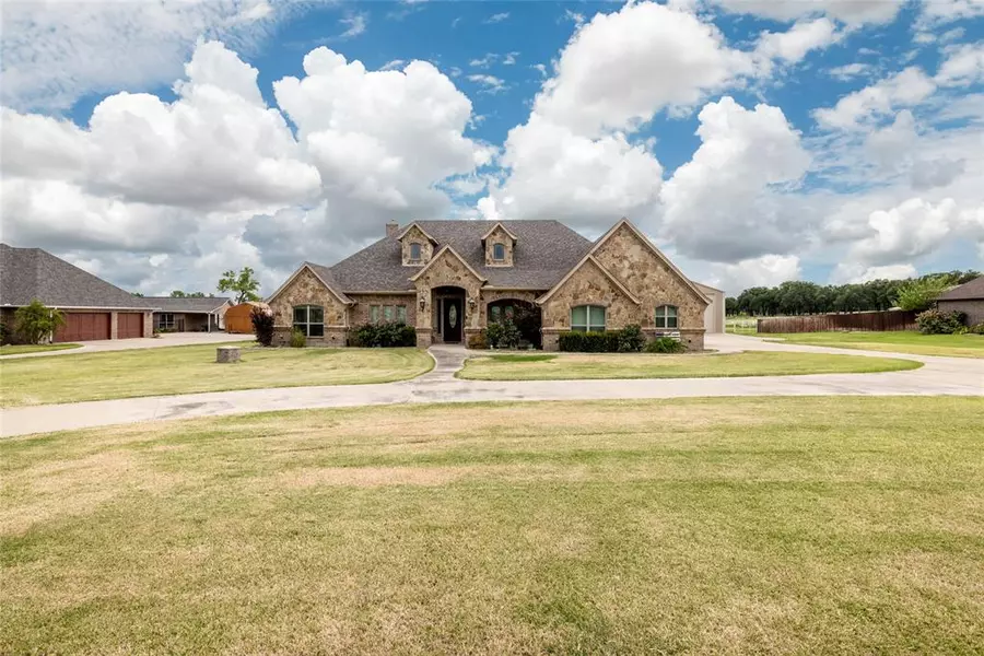 169 Pack Saddle Trail, Weatherford, TX 76088