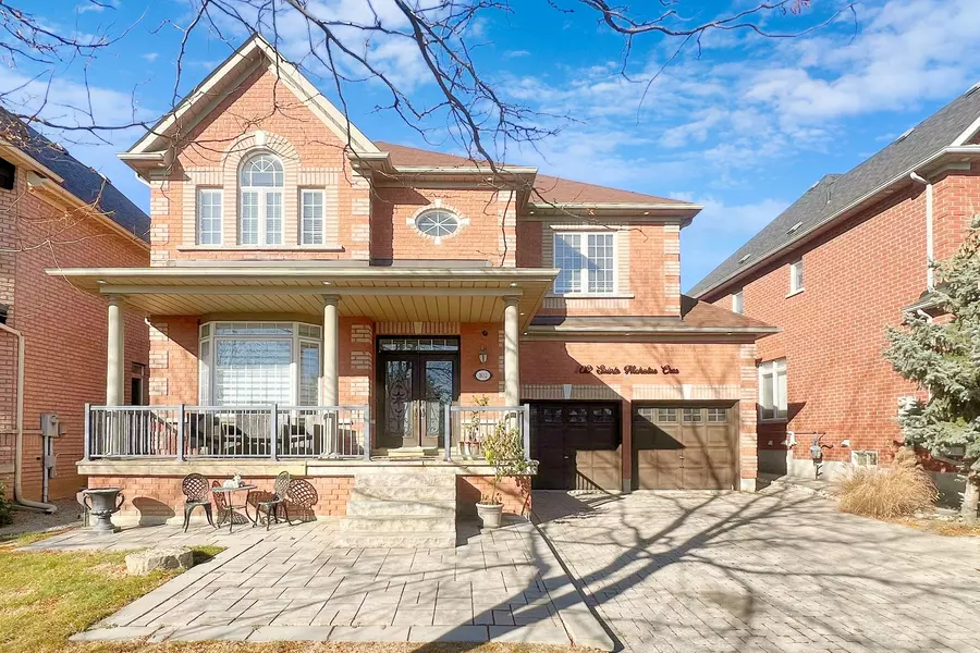 102 Saint Nicholas CRES, Vaughan, ON L4H 3E6