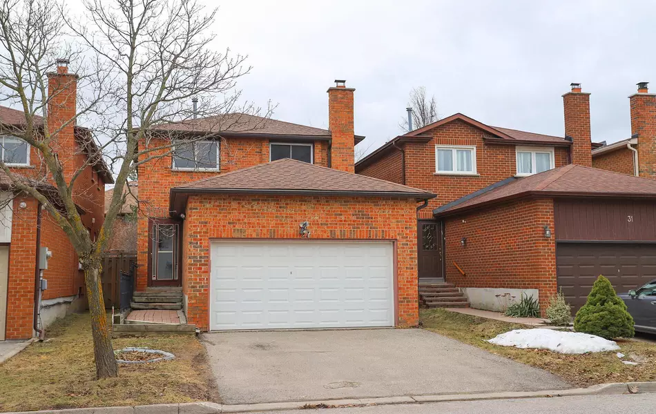 27 Patrice CRES, Vaughan, ON L4J 4Y8