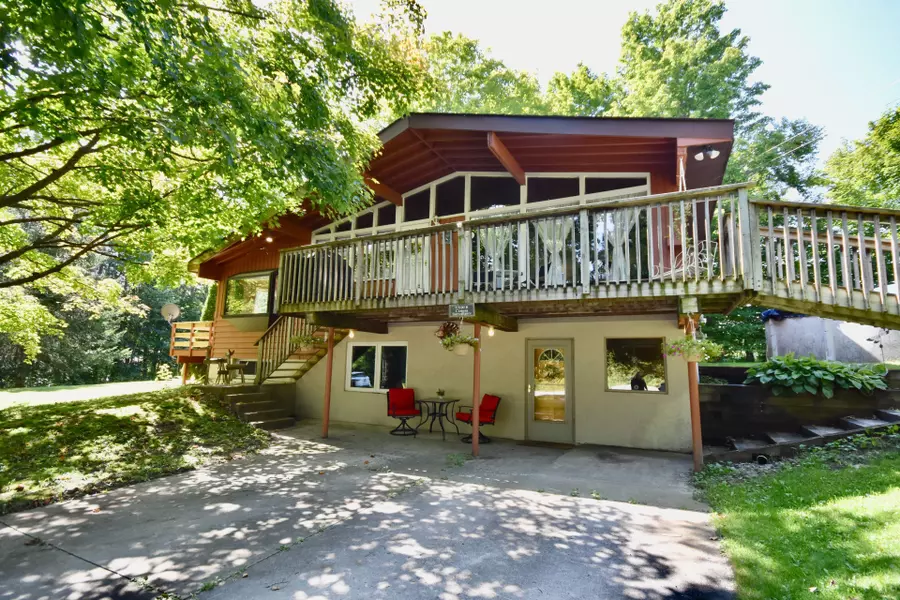 1166 Gill RD, Springwater, ON L9X 0K2