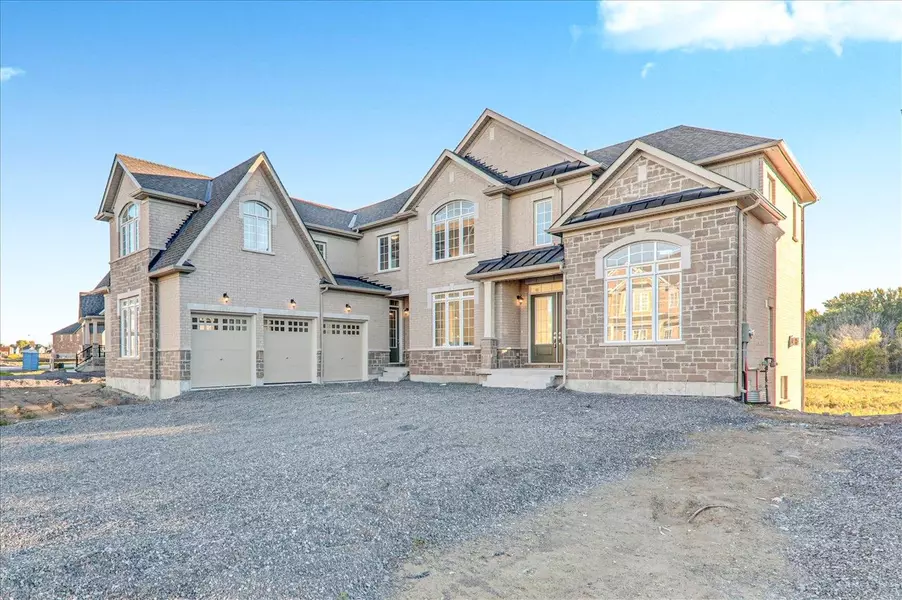 40 Golden Meadows DR, Otonabee-south Monaghan, ON L4N 7G5