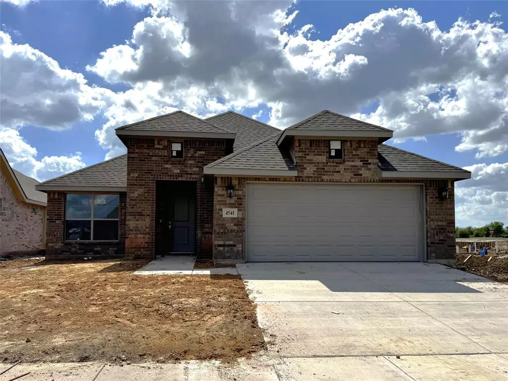 Fort Worth, TX 76036,4541 Copper Point Drive