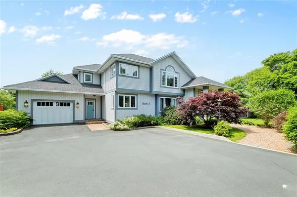 Conception Bay South, NL A1W 3B4,35 Cherry Lane