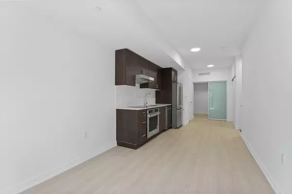 Toronto E01, ON M4M 2P5,485 Logan AVE #110