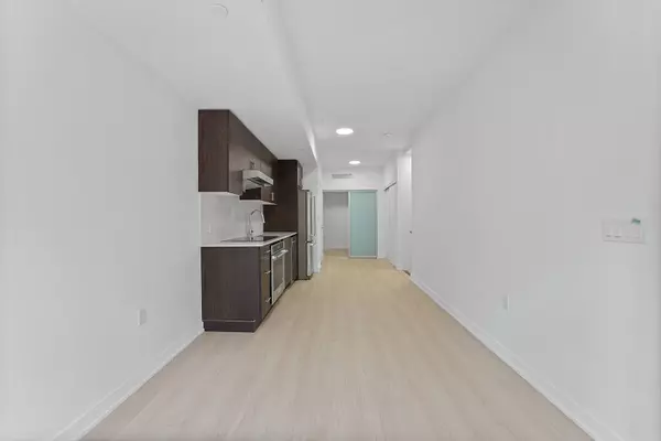 Toronto E01, ON M4M 2P5,485 Logan AVE #110