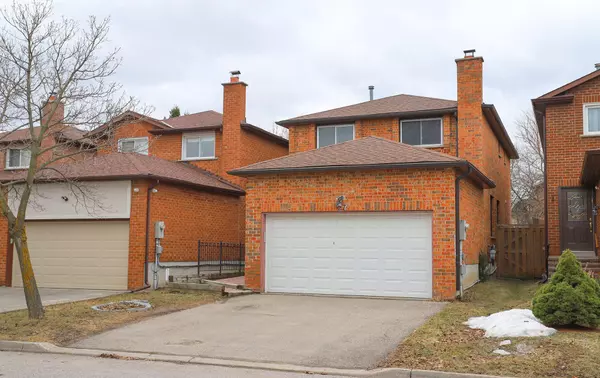 York, ON L4J 4Y8,27 Patrice CRES