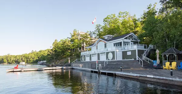 Muskoka Lakes, ON P1L 1W8,1869 Muskoka Rd 118 RD W #BTW102