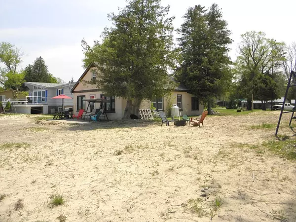 Lambton Shores, ON N0N 1J2,6290 William ST