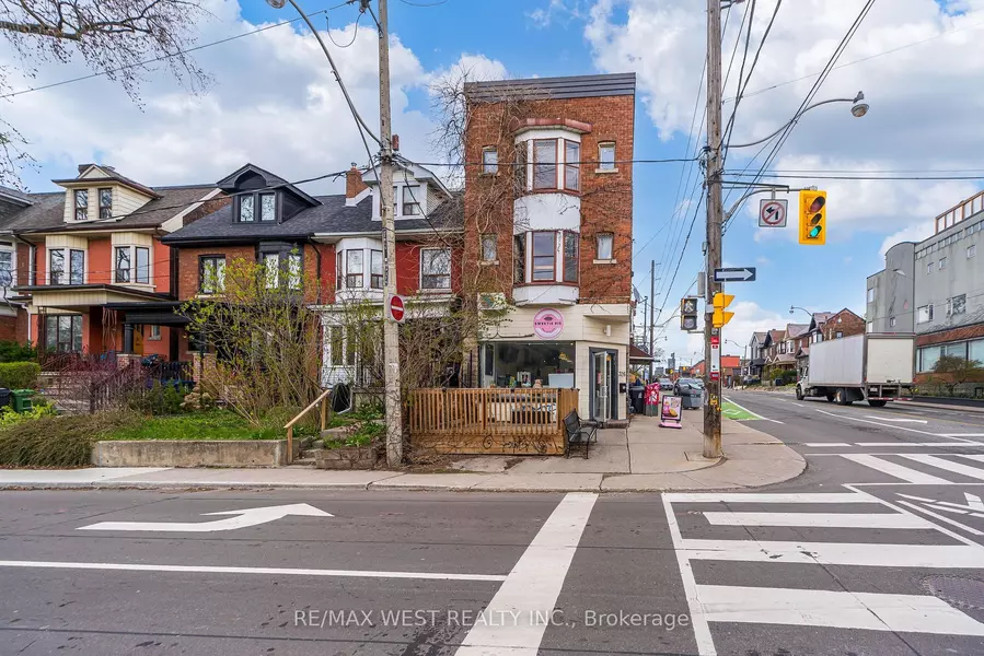 326 Harbord ST, Toronto C01, ON M6G 1H1